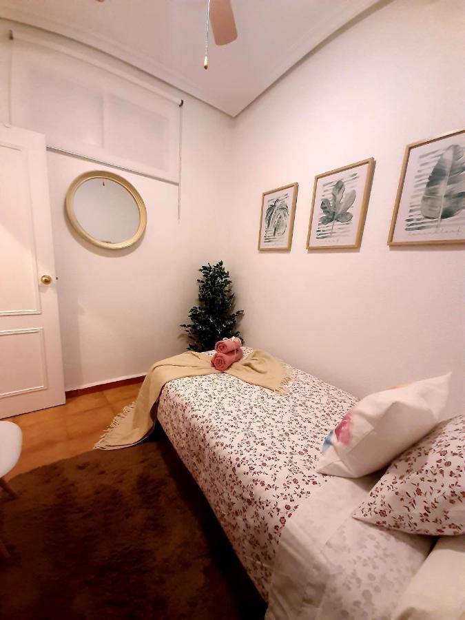 Bohemian & Suites Catedral -Parking Sevilla Exterior foto